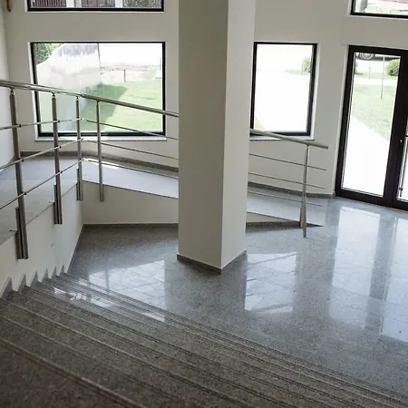 招待所 Jacuzzi 苏博蒂察